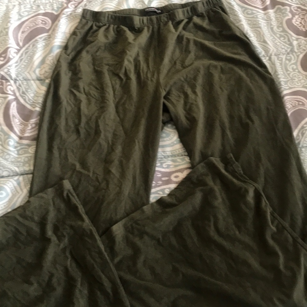 Fashion nova flare bottoms